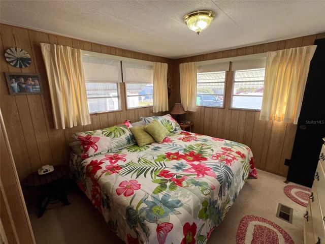 12674 SEMINOLE BOULEVARD M14, Largo, FL 33778