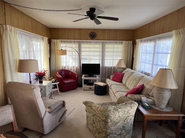 12674 SEMINOLE BOULEVARD M14, Largo, FL 33778