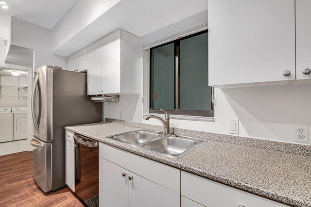 2105 Lavers Circle 306, Delray Beach, FL 33444