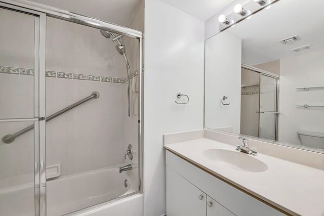 2105 Lavers Circle 306, Delray Beach, FL 33444