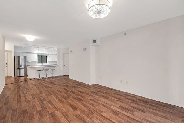 2105 Lavers Circle 306, Delray Beach, FL 33444