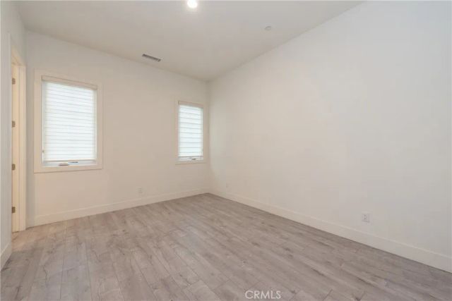 93 Spacial, Irvine, CA 92618