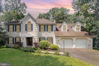 16 TRIPLETT CT, Dillsburg, PA 17019