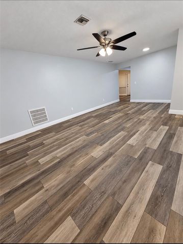 8350 BURGUNDY DRIVE N, Pinellas Park, FL 33781