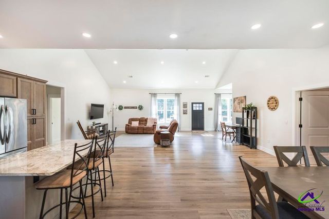 3270 Hamlin Road, Lizella, GA 31052