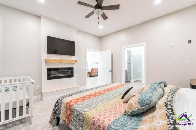 3270 Hamlin Road, Lizella, GA 31052