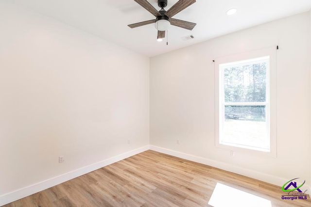 3270 Hamlin Road, Lizella, GA 31052