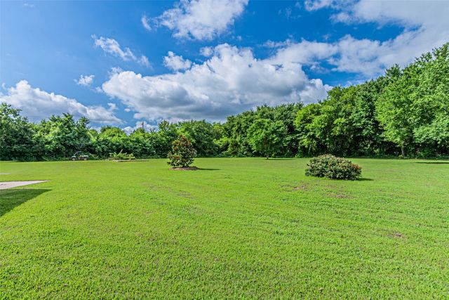 4671 FM 1504, Wills Point, TX 75169