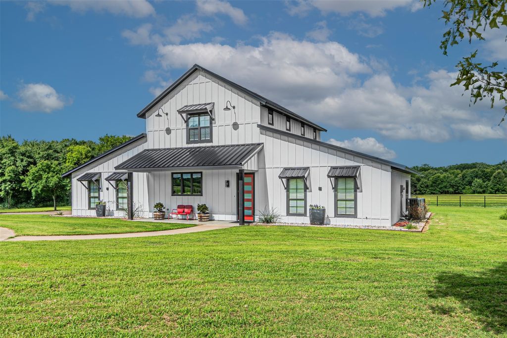 4671 FM 1504, Wills Point, TX 75169