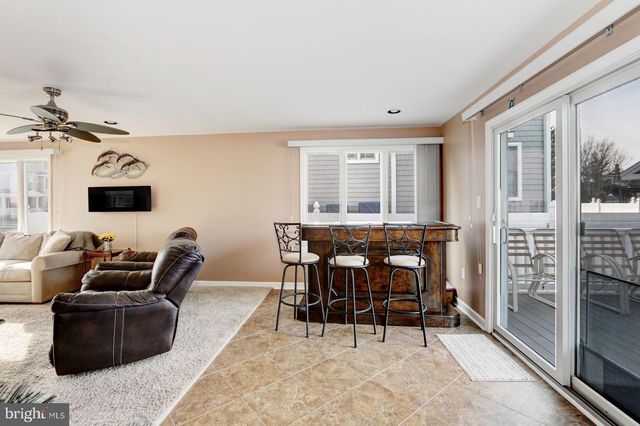 5213 OCEAN DR S, Brigantine, NJ 08203