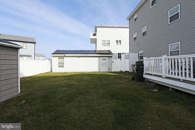 5213 OCEAN DR S, Brigantine, NJ 08203