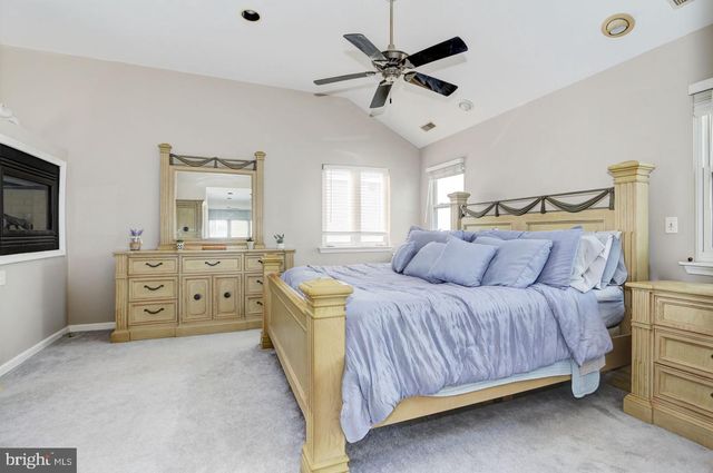 5213 OCEAN DR S, Brigantine, NJ 08203