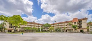 6100 S Falls Cir Dr 205, Lauderhill, FL 33319