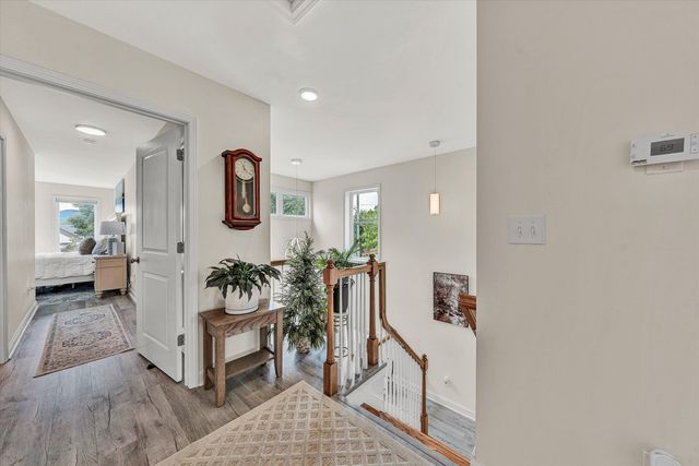 140 W Calhoun ST, Salem, VA 24153