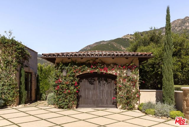 3091 Hidden Valley Lane, Montecito, CA 93108
