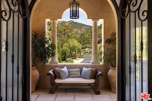 3091 Hidden Valley Lane, Montecito, CA 93108