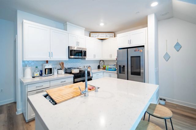 2373 Acara, San Diego, CA 92154