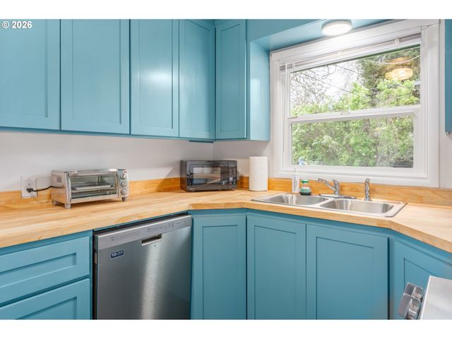 1280 BAILEY Ave, Eugene, OR 97402