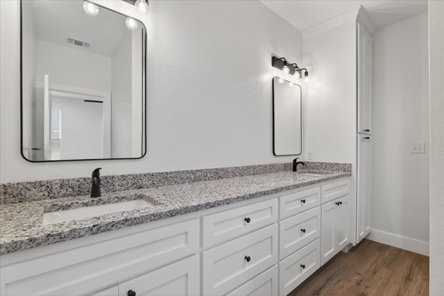 410 Church Street, Whitesboro, TX 76273