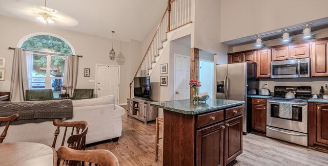 2848 Gateway Park Lane, Lexington, KY 40511
