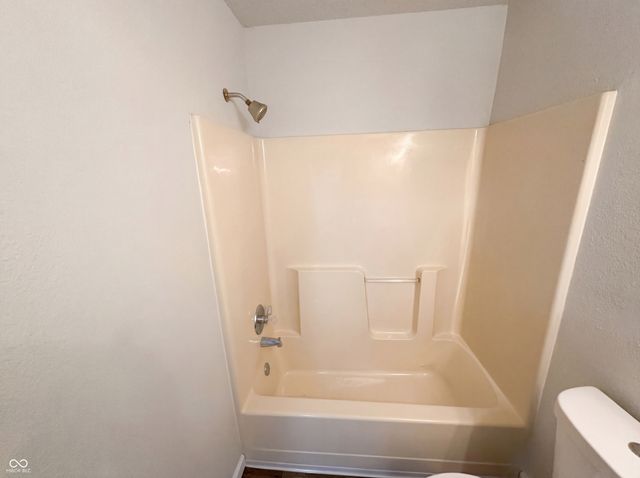 6654 Hazelhatch Drive, Indianapolis, IN 46268