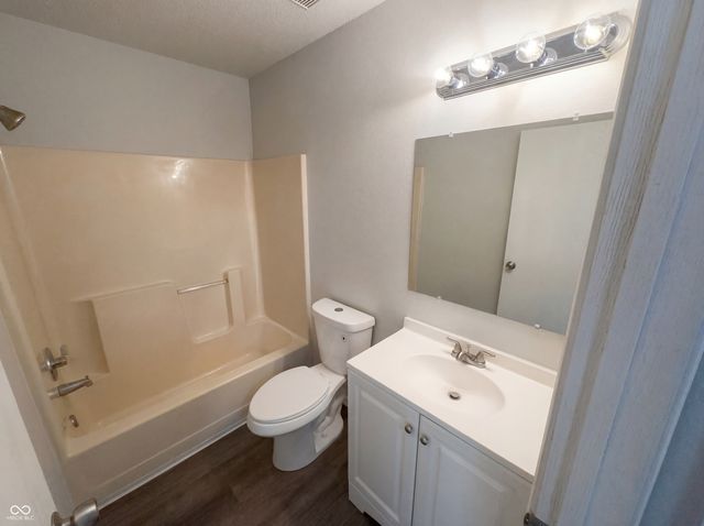 6654 Hazelhatch Drive, Indianapolis, IN 46268