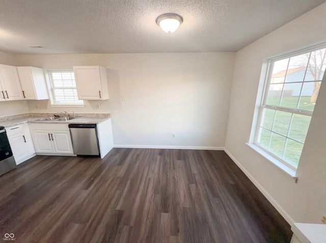 6654 Hazelhatch Drive, Indianapolis, IN 46268