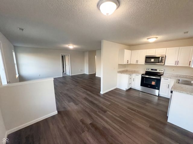 6654 Hazelhatch Drive, Indianapolis, IN 46268