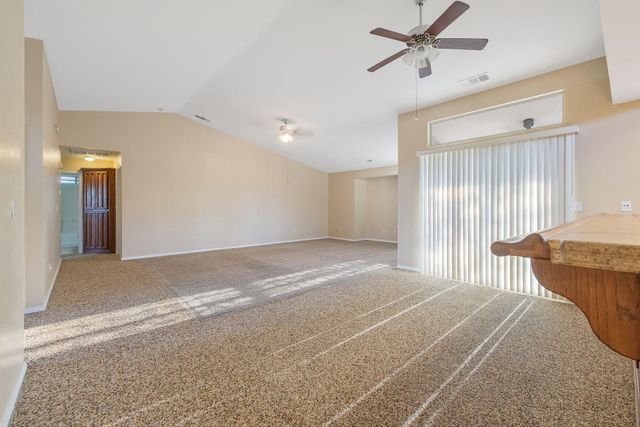 2505 W Delta Court, Visalia, CA 93291