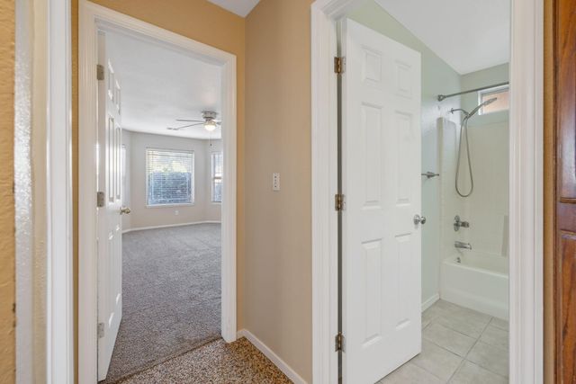 2505 W Delta Court, Visalia, CA 93291