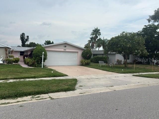 2450 TERRY LN, Sarasota, FL 34231