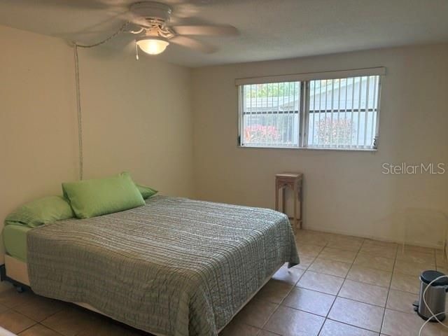 2450 TERRY LN, Sarasota, FL 34231