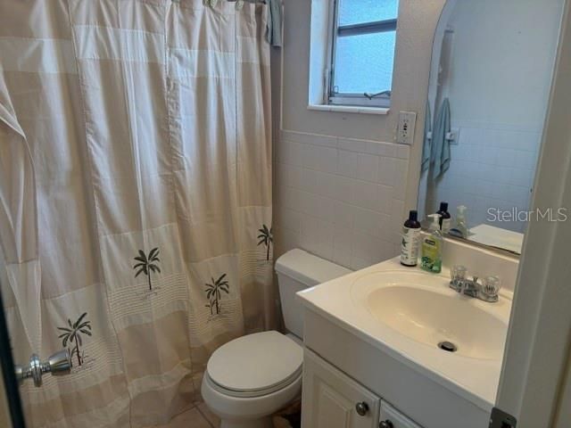 2450 TERRY LN, Sarasota, FL 34231