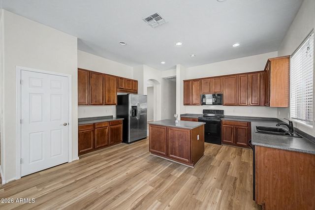 2395 S WHETSTONE Place, Chandler, AZ 85286