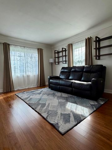 683 Bowers Street, Clawson, MI 48017