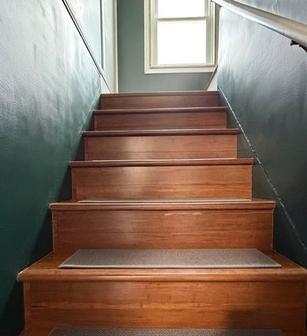 683 Bowers Street, Clawson, MI 48017