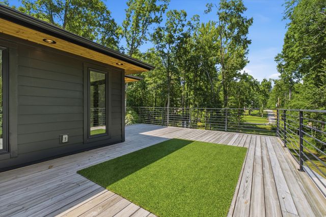 1084 Garton Road, Burns, TN 37029