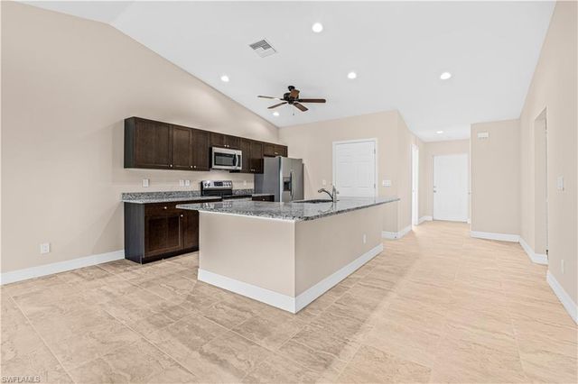 3509 SW Santa Barbara PL, Cape Coral, FL 33914