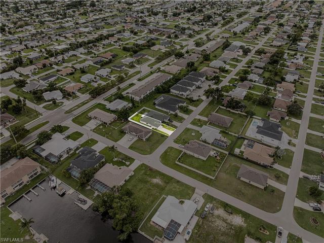 3509 SW Santa Barbara PL, Cape Coral, FL 33914