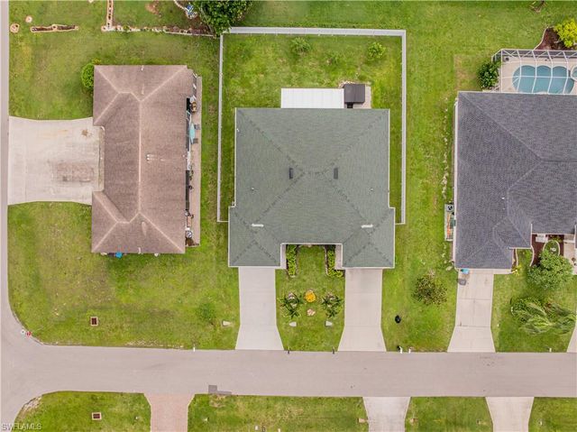3509 SW Santa Barbara PL, Cape Coral, FL 33914