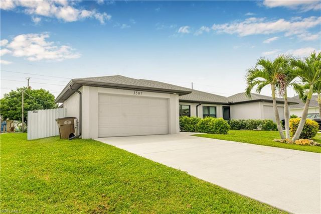 3509 SW Santa Barbara PL, Cape Coral, FL 33914