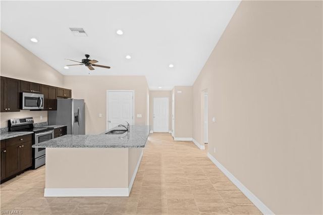 3509 SW Santa Barbara PL, Cape Coral, FL 33914