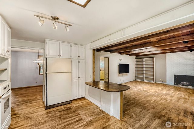 31222 22nd Avenue SW, Federal Way, WA 98023