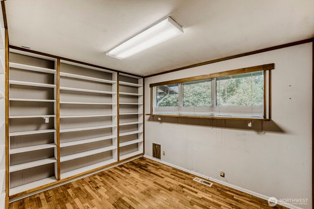 31222 22nd Avenue SW, Federal Way, WA 98023