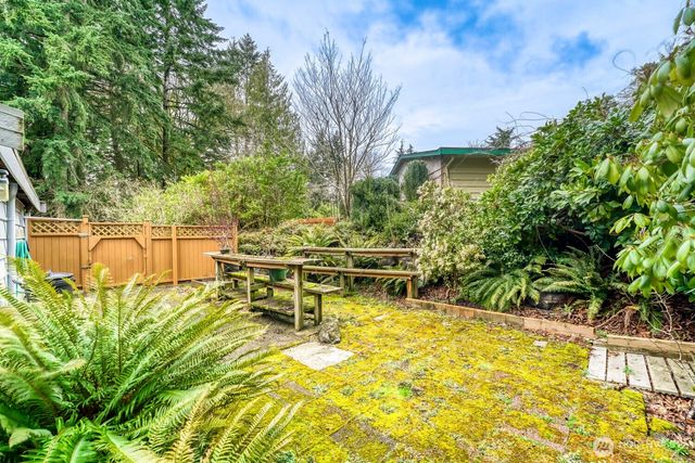 31222 22nd Avenue SW, Federal Way, WA 98023