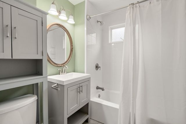 11 Balder Rd, Worcester, MA 01605