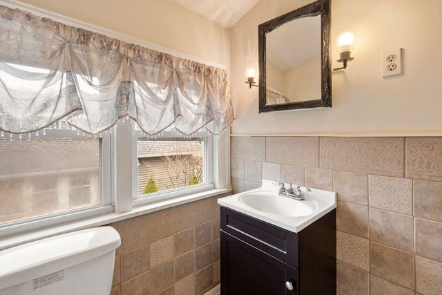 11 Balder Rd, Worcester, MA 01605