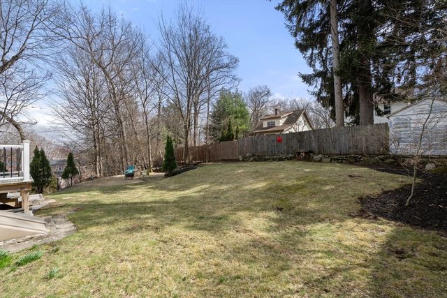 11 Balder Rd, Worcester, MA 01605