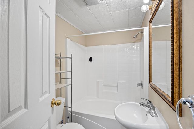 805 Ray Road, Clarksville, AR 72830