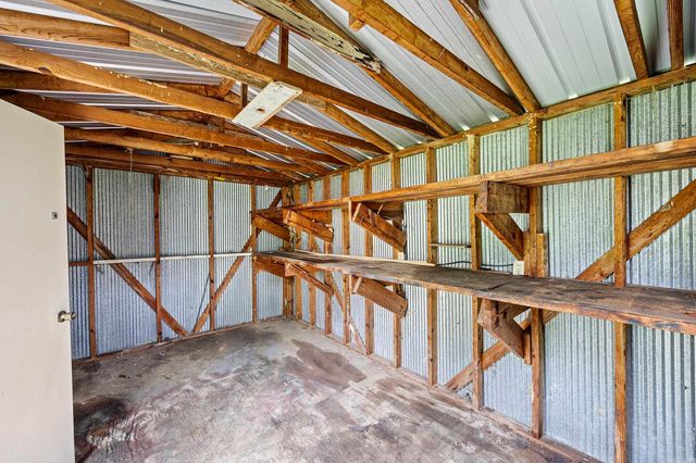 805 Ray Road, Clarksville, AR 72830
